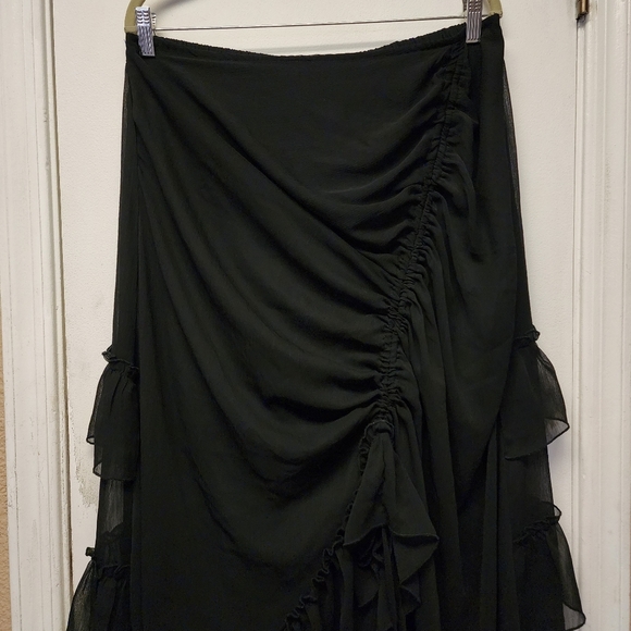 Black ruffled gypsy adjustable tiered Maxi Skirt - Picture 5 of 6